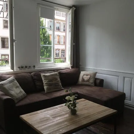 De Charme 77m2 Plein Centre Apartment *