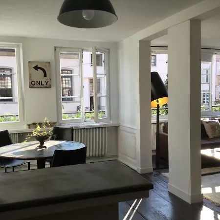 De Charme 77m2 Plein Centre Strasburg